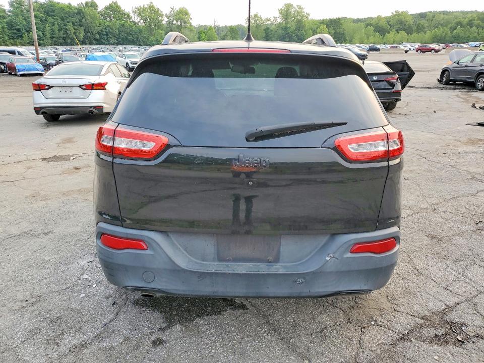64676106 :رقم المزاد ، 1C4PJLDBXHW535077 vin ، 2017 Jeep Cherokee مزاد بيع