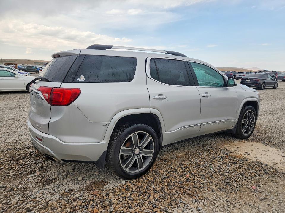 64604666 :رقم المزاد ، 1GKKNXLS4HZ285152 vin ، 2017 Gmc Acadia مزاد بيع