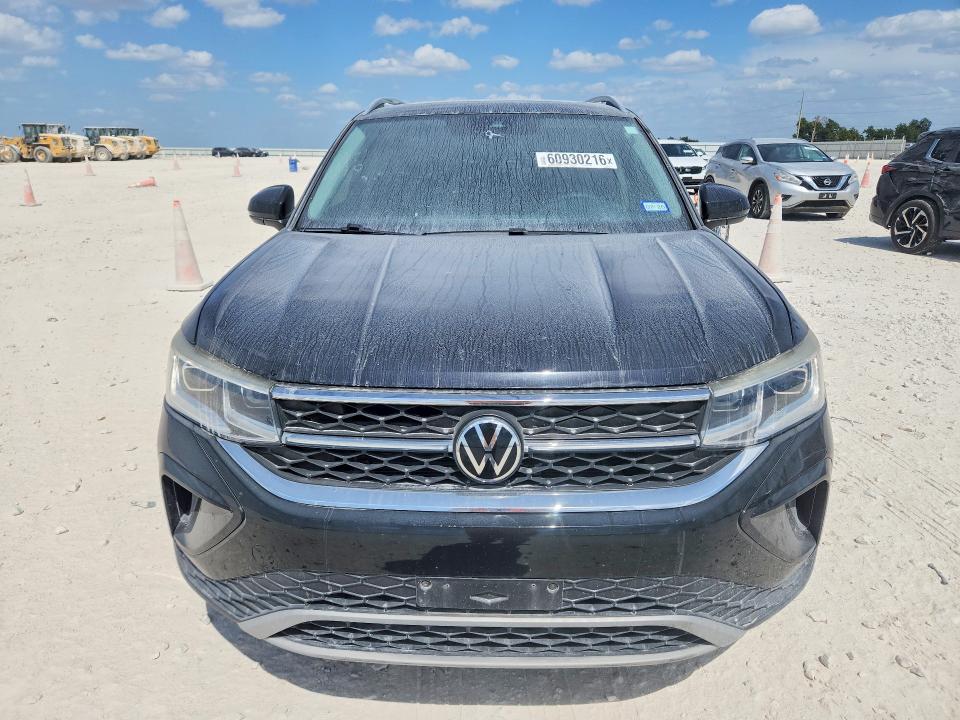 Продажа на аукционе авто 2022 Volkswagen Taos, vin: 3VV1X7B28NM011146, номер лота: 60930216