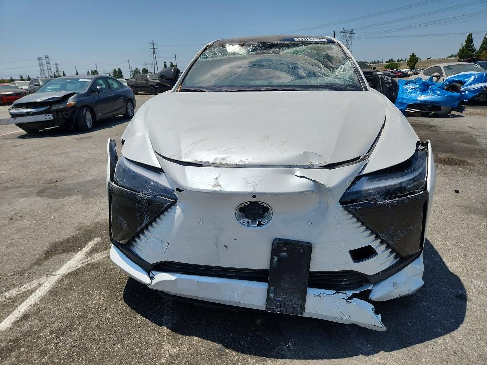64423056 :رقم المزاد ، JTJABABB3RA005412 vin ، 2024 Lexus Rz مزاد بيع