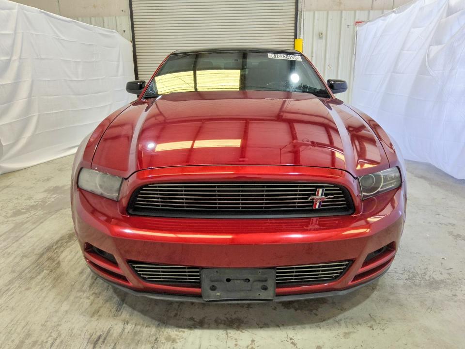 Продажа на аукционе авто 2014 Ford Mustang, vin: 1ZVBP8AM6E5321908, номер лота: 61022426