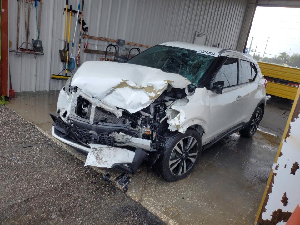 65270926 :رقم المزاد ، 3N1CP5CU1JL510112 vin ، 2018 Nissan Kicks مزاد بيع