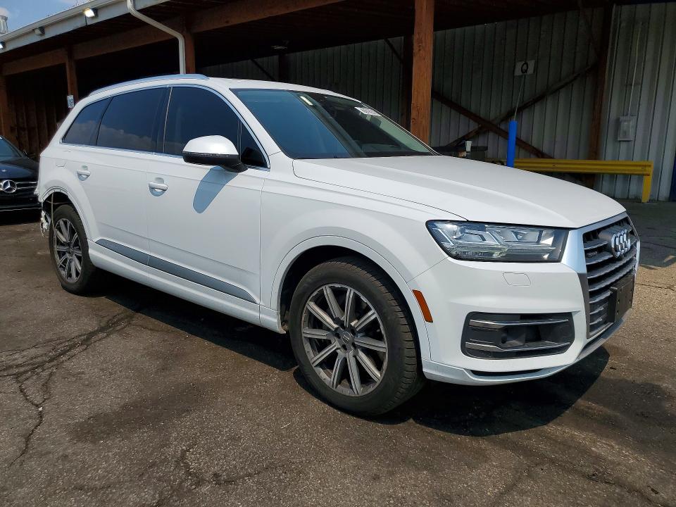 2018 Audi Q7 მანქანა იყიდება აუქციონზე, vin: WA1VAAF76JD022179, აუქციონის ნომერი: 63690016