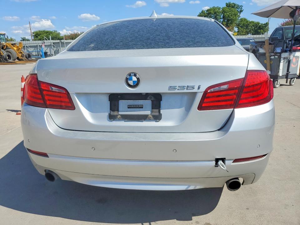 64625156 :رقم المزاد ، WBAFR7C56BC603081 vin ، 2011 Bmw 535 مزاد بيع