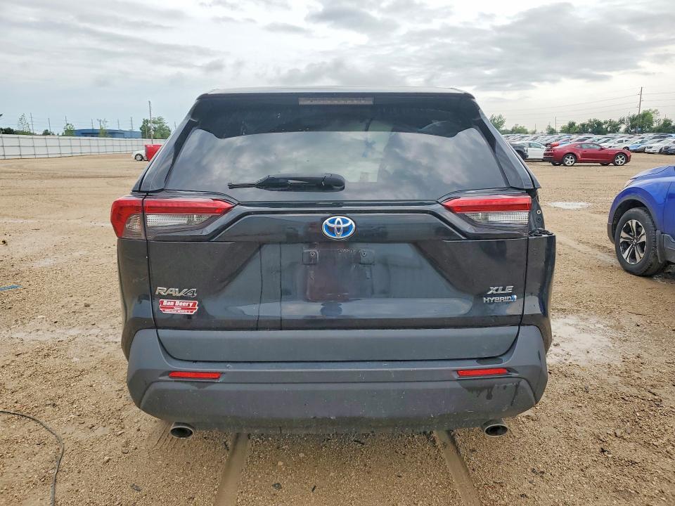 64603986 :رقم المزاد ، 4T3B6RFV2MU049300 vin ، 2021 Toyota Rav4 Hybrid مزاد بيع