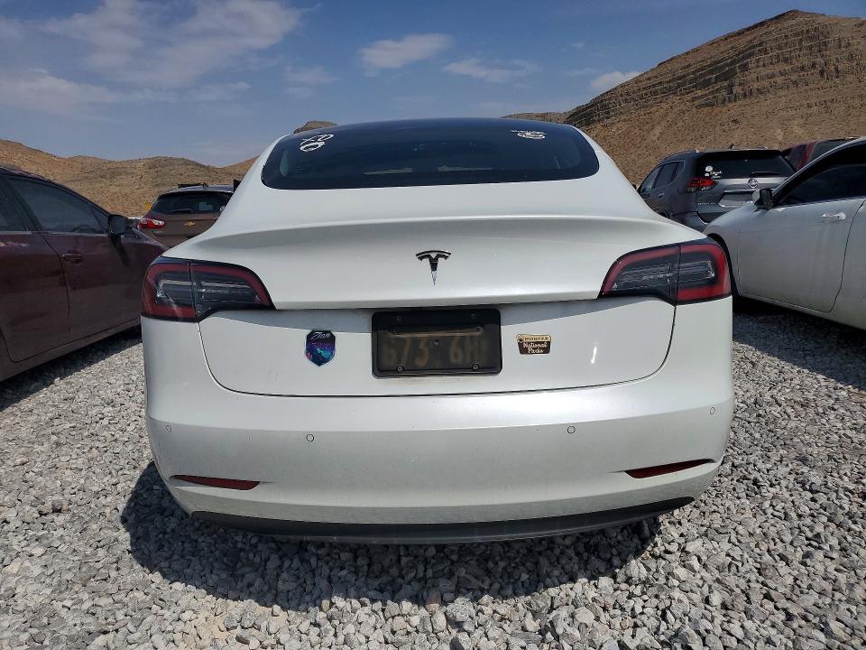 Продажа на аукционе авто 2021 Tesla Model 3, vin: 5YJ3E1EA6MF976832, номер лота: 63771006