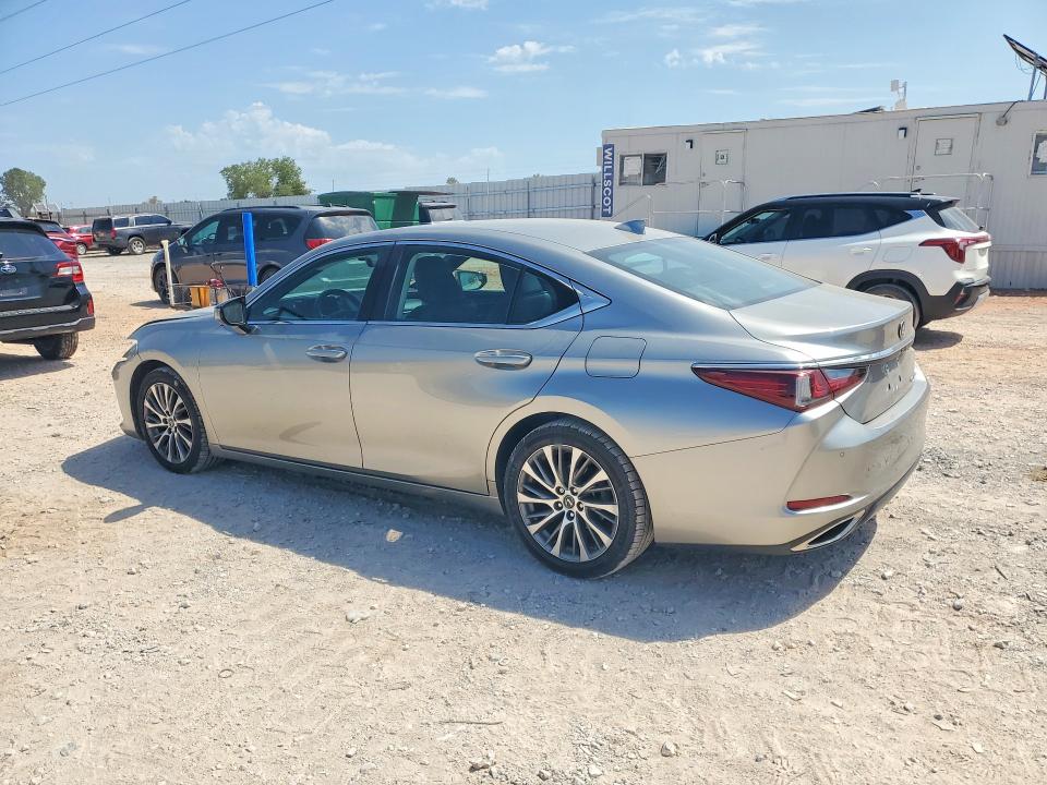 65346056 :رقم المزاد ، 58ABZ1B10KU026205 vin ، 2019 Lexus Es مزاد بيع