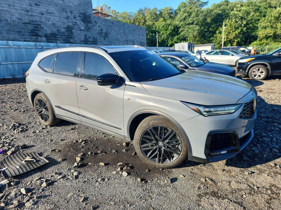 65433196 :رقم المزاد ، 5J8YE1H96SL000519 vin ، 2025 Acura Mdx مزاد بيع