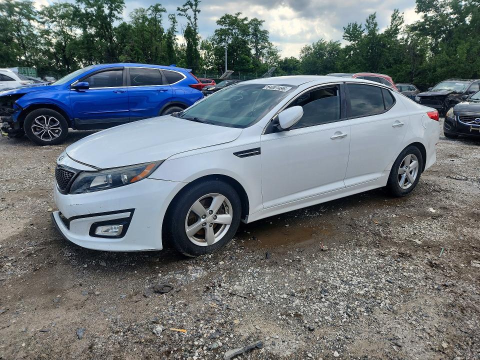 64001496 :رقم المزاد ، 5XXGM4A7XFG515472 vin ، 2015 Kia Optima مزاد بيع
