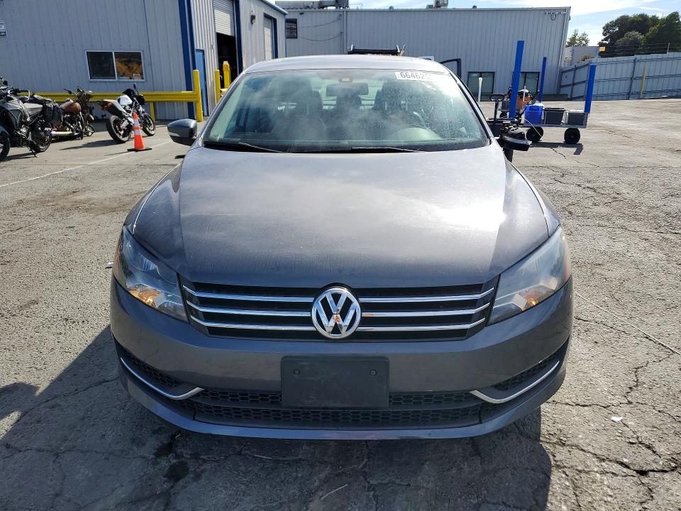 66462556 :رقم المزاد ، 1VWBP7A39DC018813 vin ، 2013 Volkswagen Passat مزاد بيع