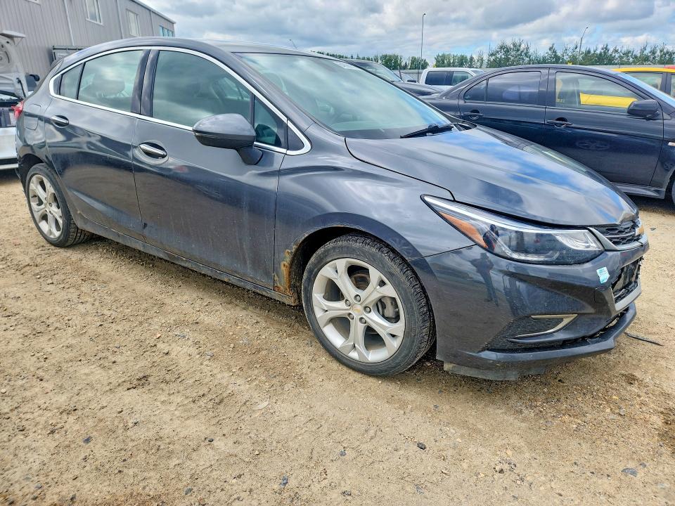 64098736 :رقم المزاد ، 3G1BF6SM1JS651893 vin ، 2018 Chevrolet Cruze مزاد بيع