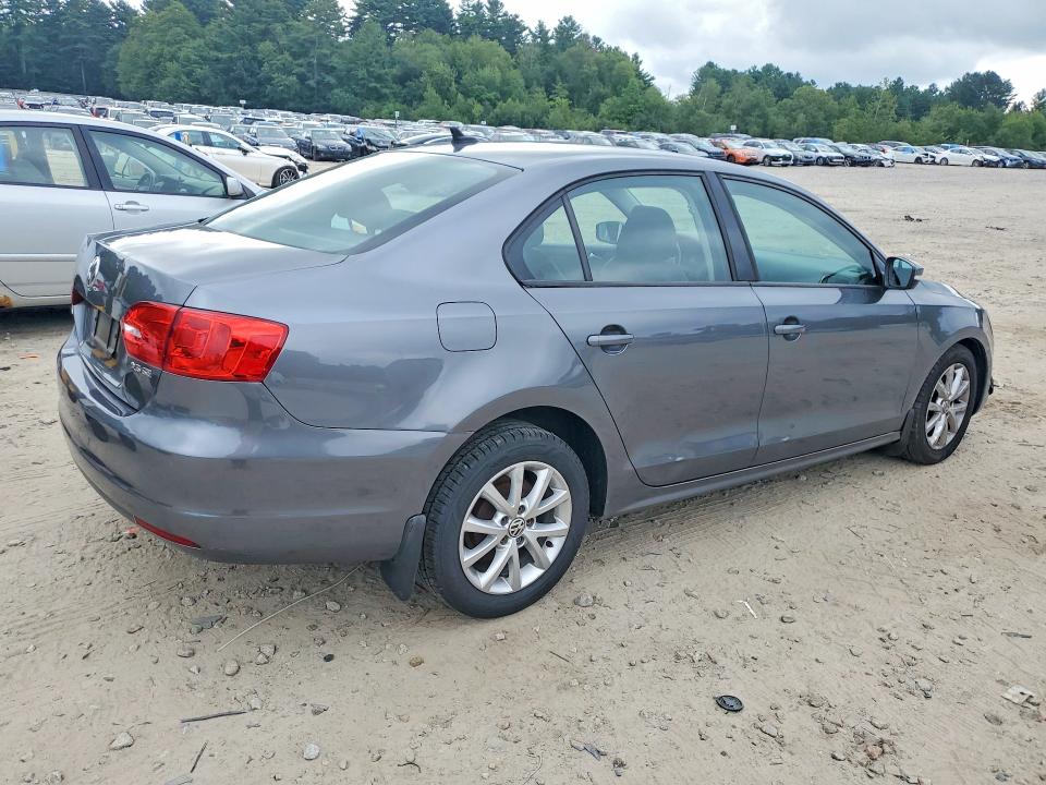 63483916 :رقم المزاد ، 3VWDP7AJ4CM310566 vin ، 2012 Volkswagen Jetta مزاد بيع