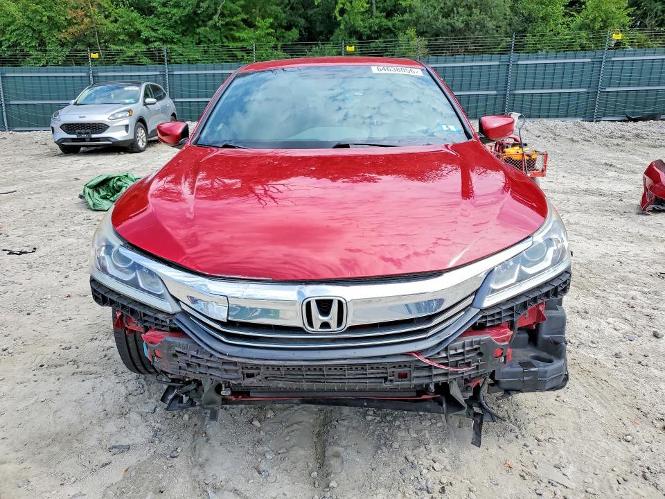 Продаж на аукціоні авто 2017 Honda Accord, vin: 1HGCR2F18HA041000, номер лоту: 64638056