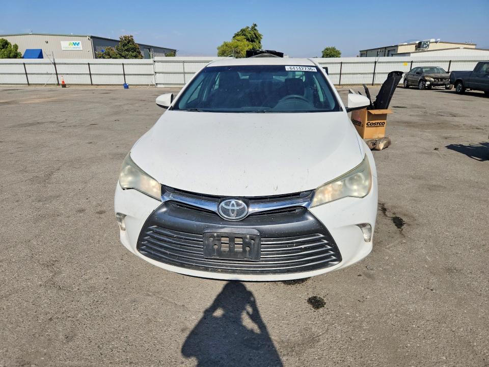 Aukcja sprzedaży 2016 Toyota Camry, vin: 4T4BF1FK3GR553025, numer aukcji: 64142736