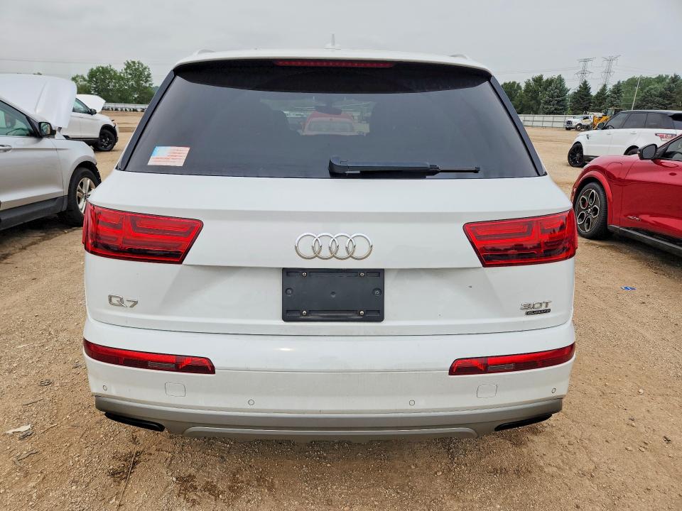 Продажа на аукционе авто 2017 Audi Q7, vin: WA1LAAF78HD020175, номер лота: 64631816