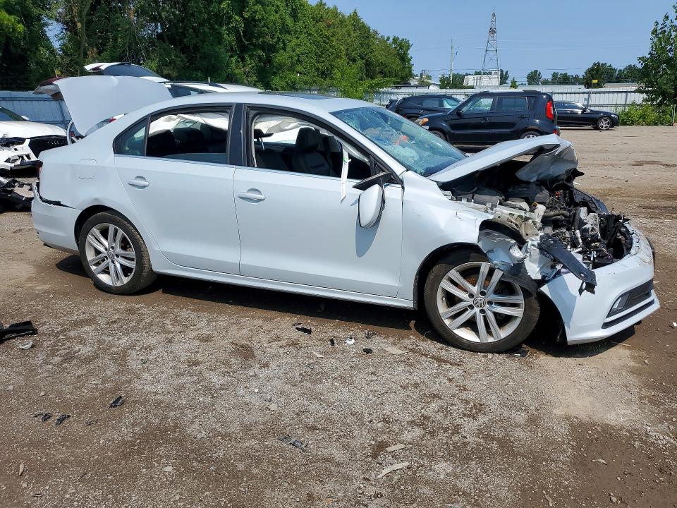 64929996 :رقم المزاد ، 3VWL17AJ8HM407385 vin ، 2017 Volkswagen Jetta مزاد بيع