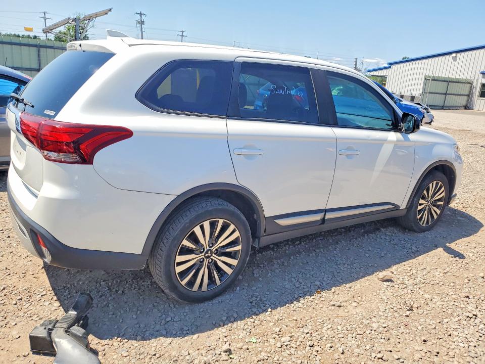 2020 Mitsubishi Outlander მანქანა იყიდება აუქციონზე, vin: JA4AZ3A3XLZ025082, აუქციონის ნომერი: 63479586