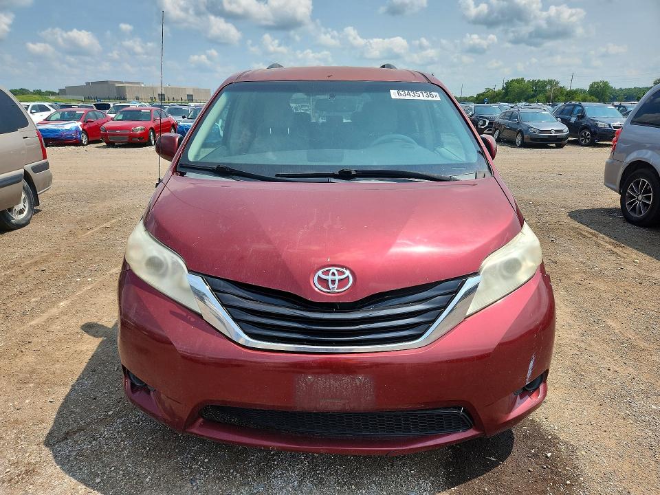 2011 Toyota Sienna მანქანა იყიდება აუქციონზე, vin: 5TDJK3DC0BS023346, აუქციონის ნომერი: 63435136