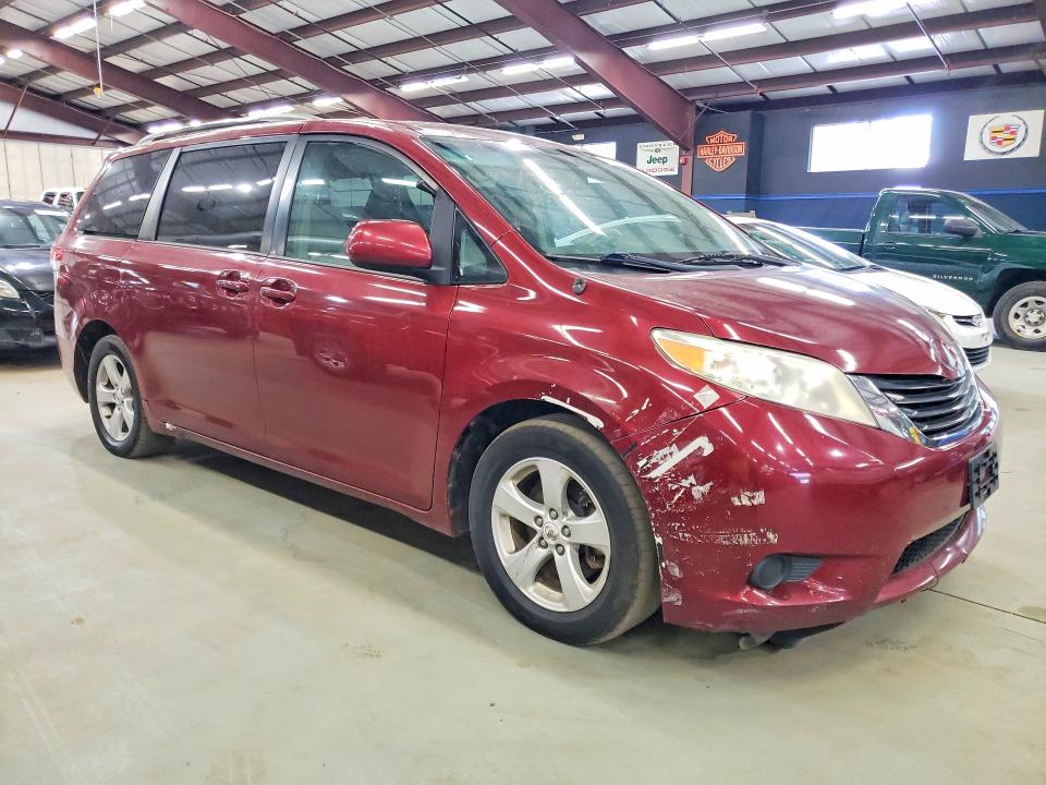 2011 Toyota Sienna მანქანა იყიდება აუქციონზე, vin: 5TDKK3DC8BS156246, აუქციონის ნომერი: 65329136