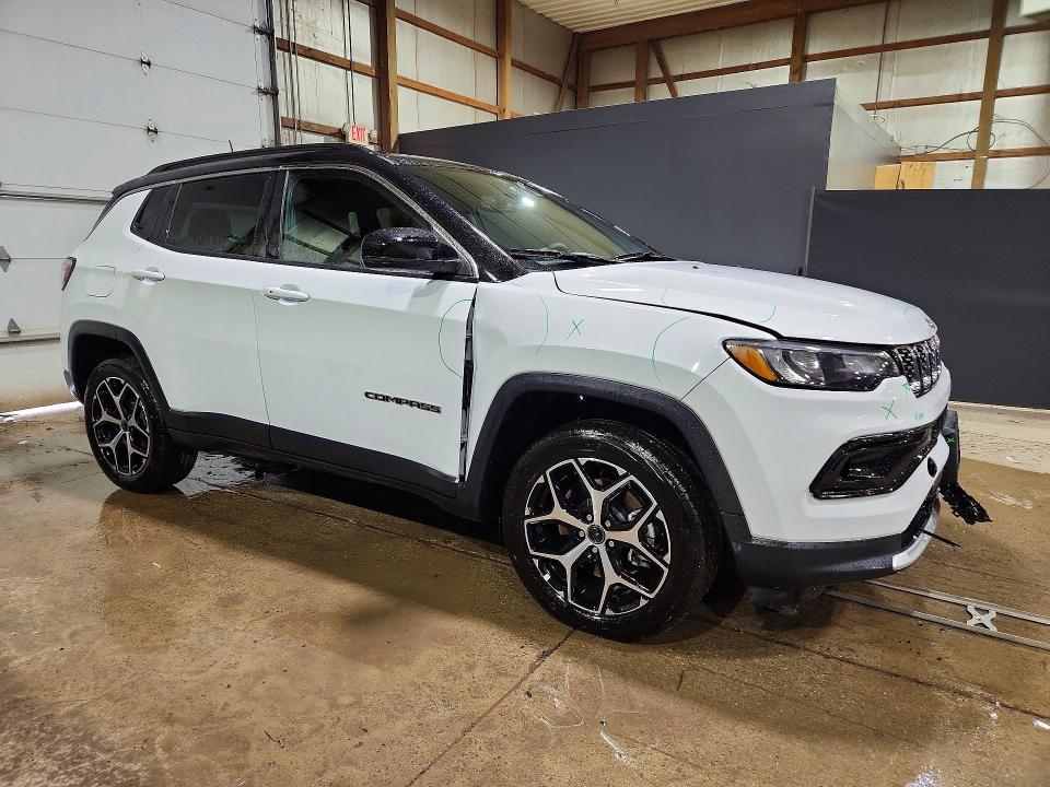 Продажа на аукционе авто 2026 Jeep Compass, vin: 3C4NJDCN5TT211753, номер лота: 64483896