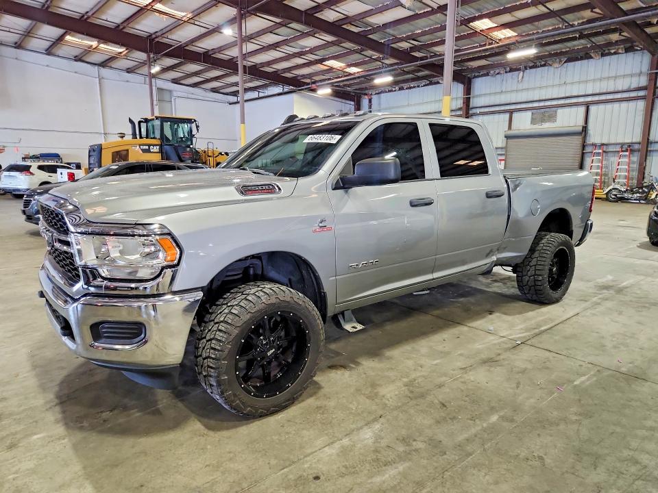 66483106 :رقم المزاد ، 3C6UR5CL7NG223401 vin ، 2022 Ram 2500 مزاد بيع