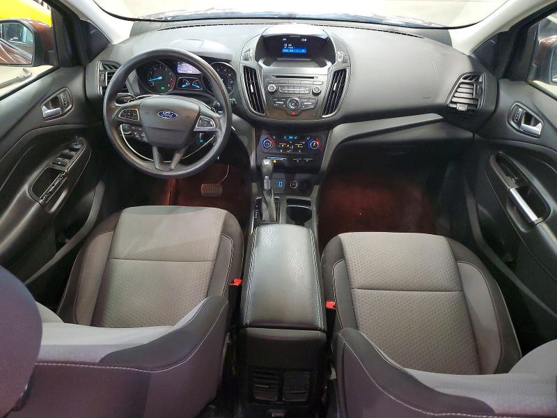 64777126 :رقم المزاد ، 1FMCU9GD1HUA86966 vin ، 2017 Ford Escape مزاد بيع