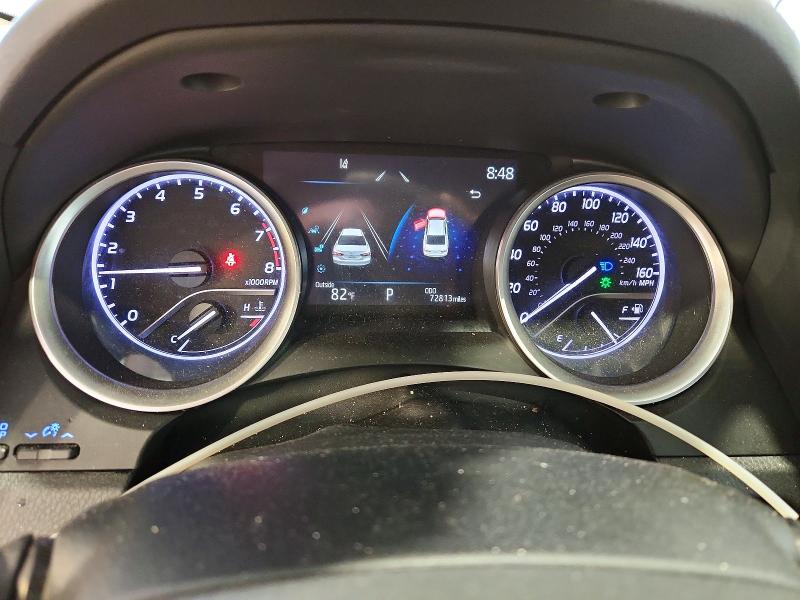 63911916 :رقم المزاد ، 4T1C11BKXMU032284 vin ، 2021 Toyota Camry مزاد بيع