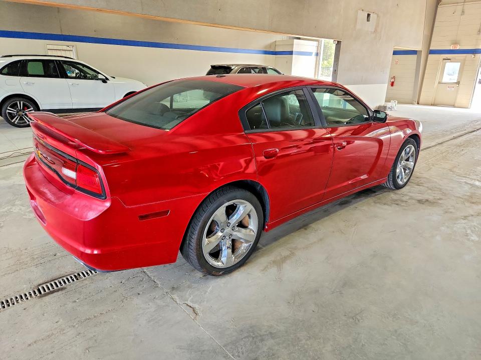 67177156 :رقم المزاد ، 2B3CL3CG5BH505627 vin ، 2011 Dodge Charger مزاد بيع