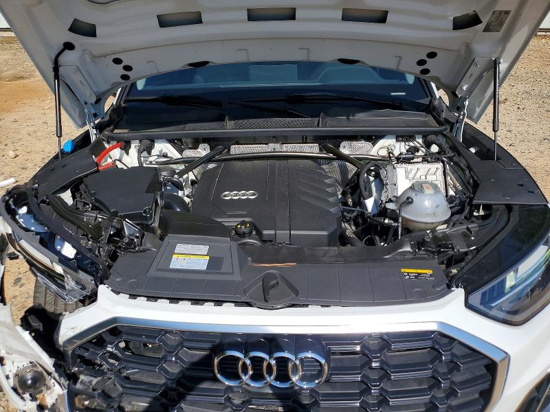 64242256 :رقم المزاد ، WA1EAAFYXP2165990 vin ، 2023 Audi Q5 مزاد بيع