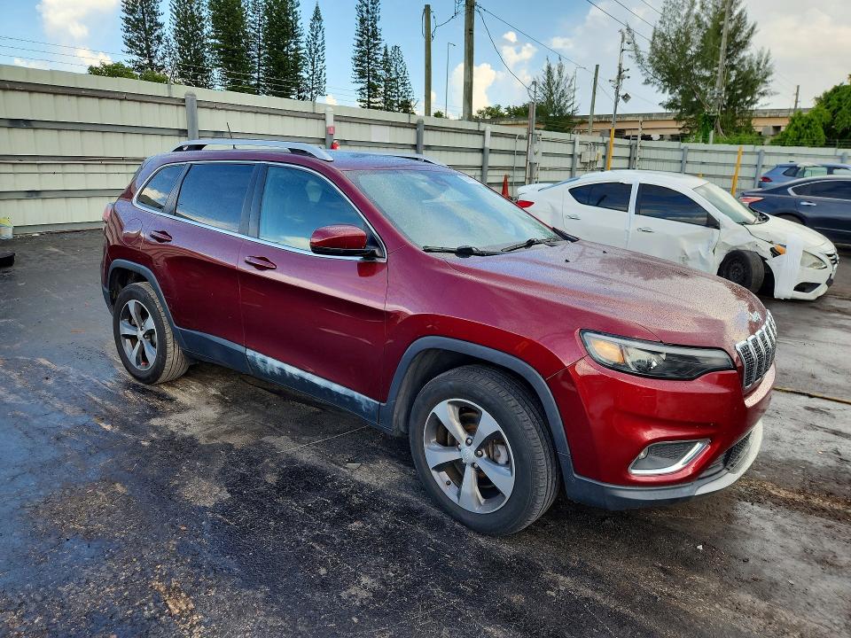 62485266 :رقم المزاد ، 1C4PJMDX8KD389735 vin ، 2019 Jeep Cherokee مزاد بيع