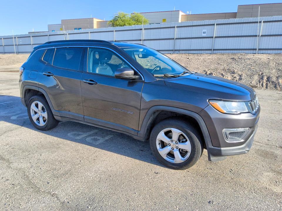 2020 Jeep Compass მანქანა იყიდება აუქციონზე, vin: 3C4NJDBBXLT236333, აუქციონის ნომერი: 64508806