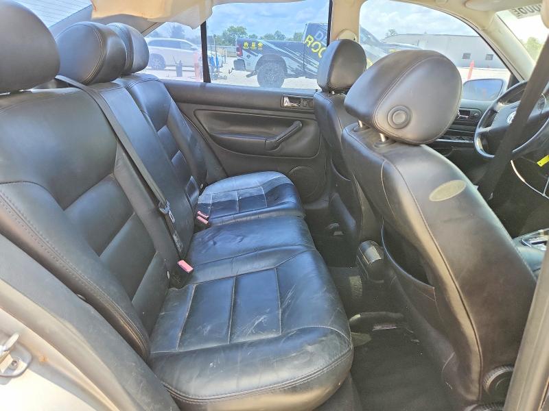 2003 Volkswagen Jetta მანქანა იყიდება აუქციონზე, vin: 3VWSE69M43M091078, აუქციონის ნომერი: 64250606