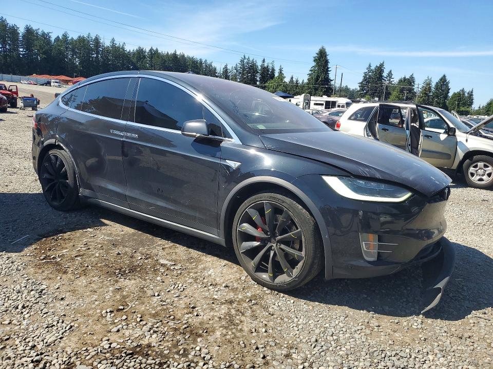 Продажа на аукционе авто 2016 Tesla Model X, vin: 5YJXCBE4XGF006980, номер лота: 63447386