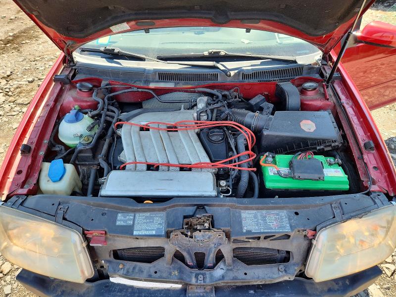 62824876 :رقم المزاد ، 3VWTE29M5YM161496 vin ، 2000 Volkswagen Jetta مزاد بيع