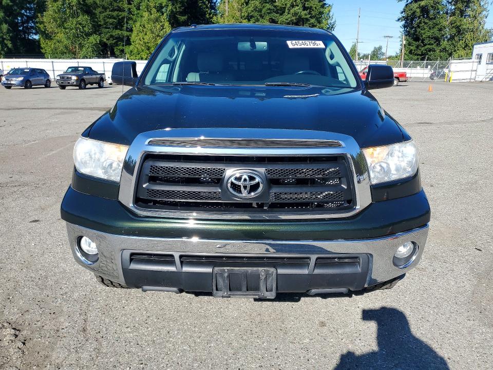 64546796 :رقم المزاد ، 5TFUY5F18AX095875 vin ، 2010 Toyota Tundra مزاد بيع