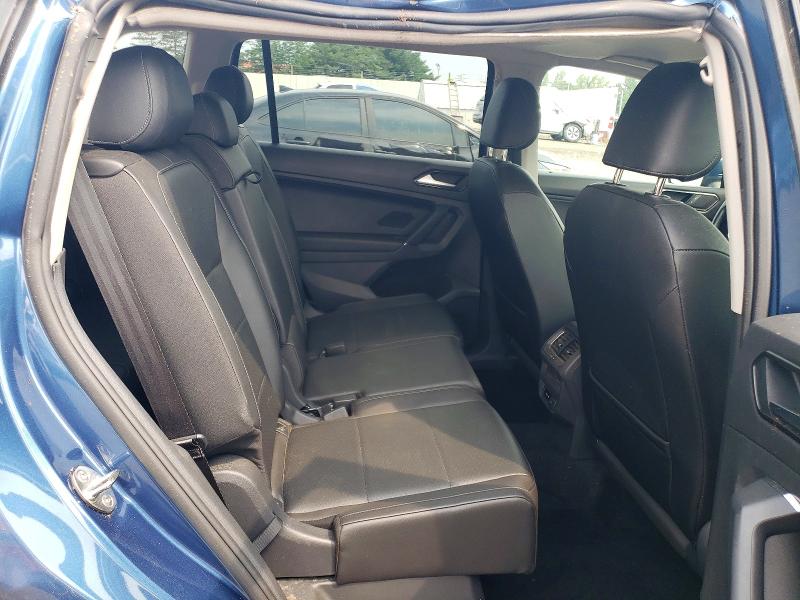 2018 Volkswagen Tiguan მანქანა იყიდება აუქციონზე, vin: 3VV3B7AX7JM105369, აუქციონის ნომერი: 64402796