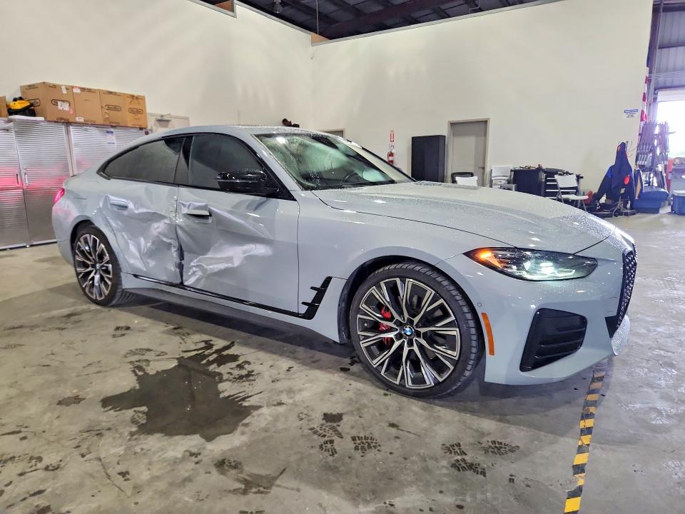 64240526 :رقم المزاد ، WBA63AV00PFP61616 vin ، 2023 Bmw 430i مزاد بيع