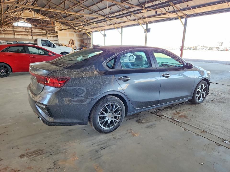 Продаж на аукціоні авто 2021 Kia Forte, vin: 3KPF24AD2ME373373, номер лоту: 64468636