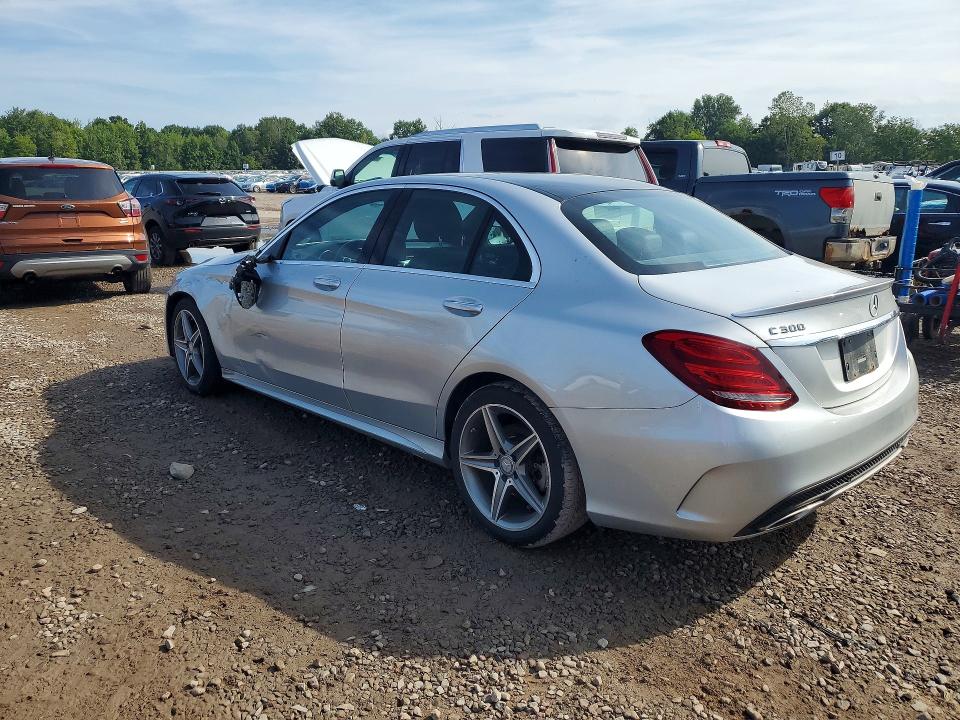 66637166 :رقم المزاد ، 55SWF4KB3FU061379 vin ، 2015 Mercedes-benz C مزاد بيع