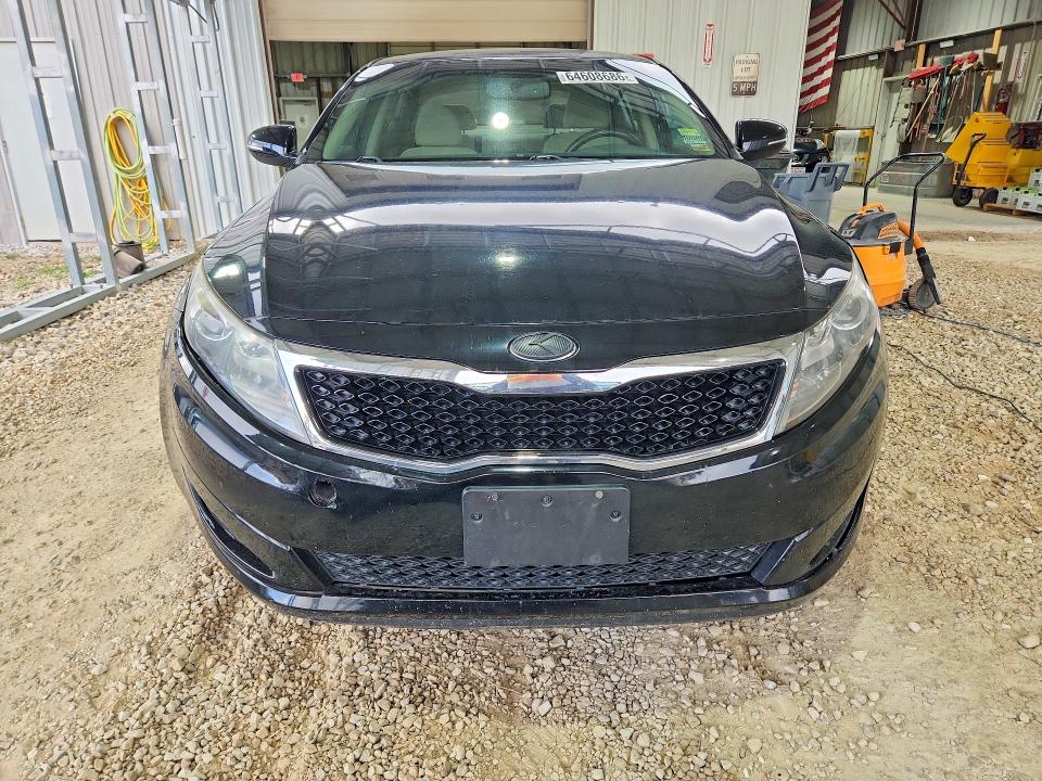 64608686 :رقم المزاد ، KNAGM4A71B5066145 vin ، 2011 Kia Optima مزاد بيع