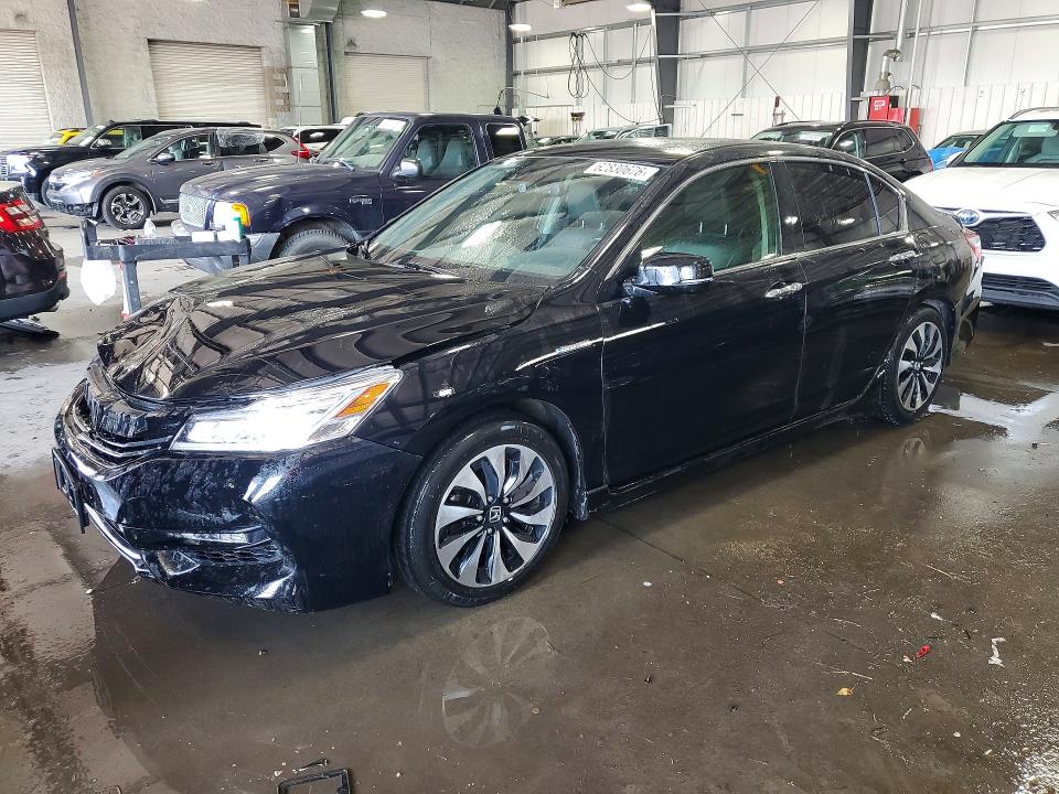 Продажа на аукционе авто 2017 Honda Accord, vin: JHMCR6F72HC017370, номер лота: 62830676