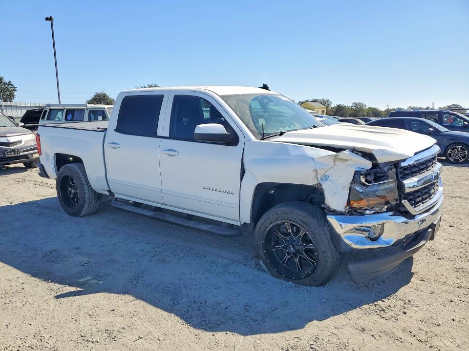 64134586 :رقم المزاد ، 3GCPCRECXHG473019 vin ، 2017 Chevrolet Silverado مزاد بيع