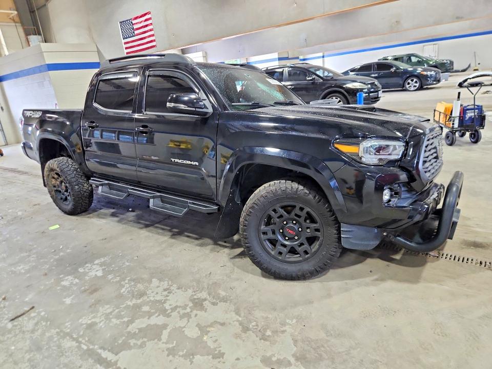 2021 Toyota Tacoma მანქანა იყიდება აუქციონზე, vin: 5TFCZ5AN7MX247393, აუქციონის ნომერი: 63893726