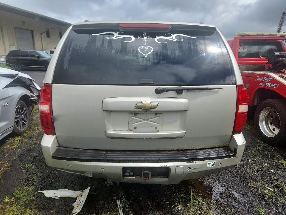 65053606 :رقم المزاد ، 3GNFK16368G197945 vin ، 2008 Chevrolet Suburban مزاد بيع