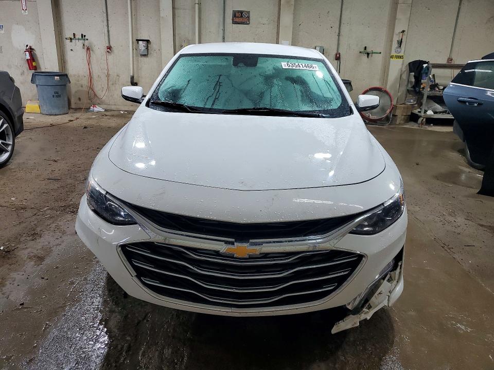 Продажа на аукционе авто 2022 Chevrolet Malibu, vin: 1G1ZD5ST5NF104836, номер лота: 63541466