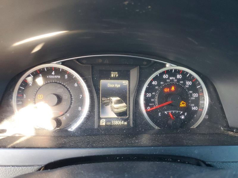 64401156 :رقم المزاد ، 4T1BF1FK0FU114888 vin ، 2015 Toyota Camry مزاد بيع