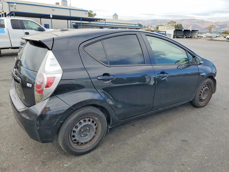 Продаж на аукціоні авто 2013 Toyota Prius C, vin: JTDKDTB31D1534503, номер лоту: 65400646