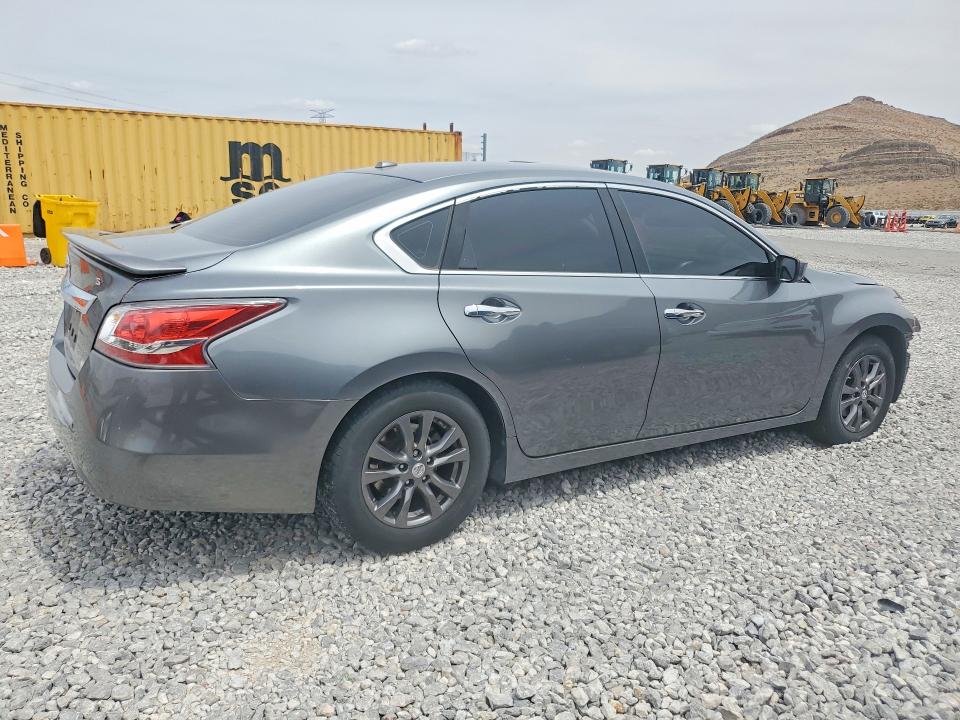 Продажа на аукционе авто 2015 Nissan Altima, vin: 1N4AL3AP3FC423290, номер лота: 64713326
