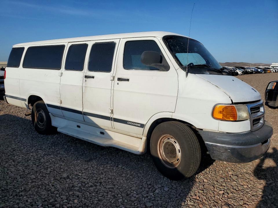 63410486 :رقم المزاد ، 2B6KB31Z52K117127 vin ، 2002 Dodge Ram Van مزاد بيع