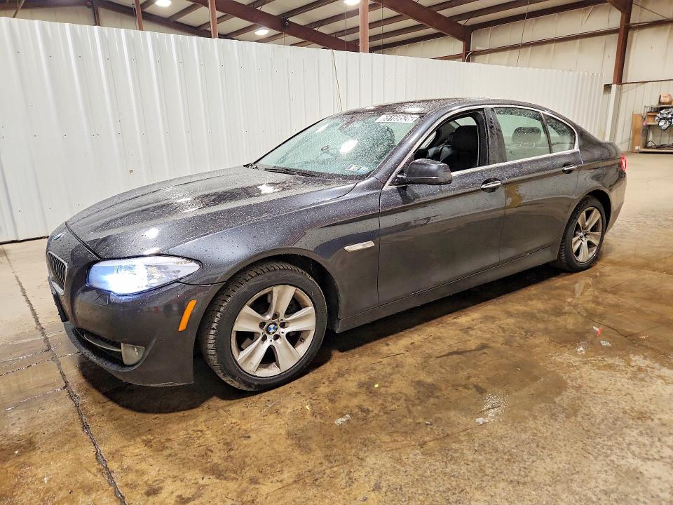 65169526 :رقم المزاد ، WBAXH5C56DD110008 vin ، 2013 Bmw 528 مزاد بيع